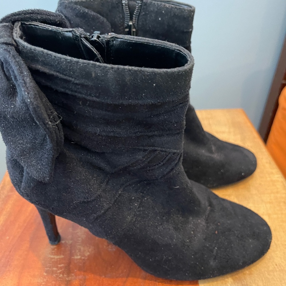 Black Shootie